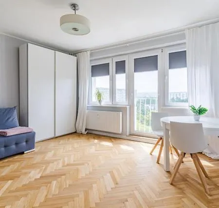 Słoneczne Blisko Plaży I Ergo Areny