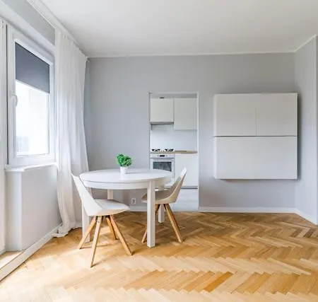 Słoneczne Blisko Plaży I Ergo Areny *