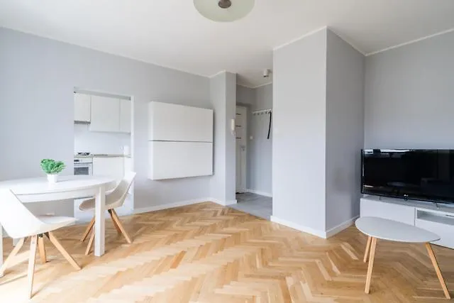 Słoneczne Blisko Plaży I Ergo Areny